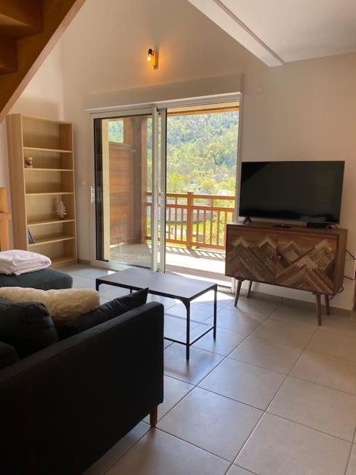 Charmant T4 Duplex Vue Montagne Loudenvielle Buitenkant foto