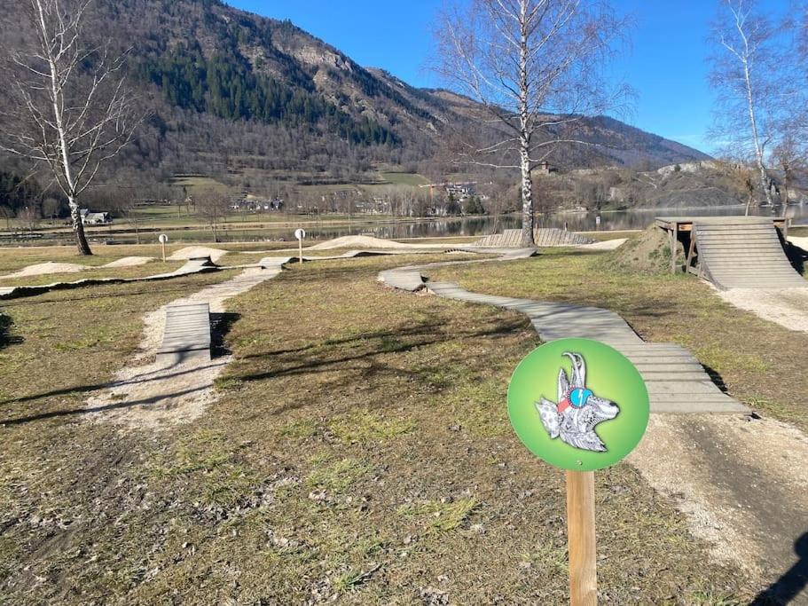 Charmant T4 Duplex Vue Montagne Loudenvielle Buitenkant foto